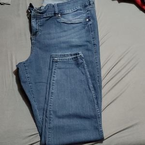 Torrid Light Wash Jegging. 22T